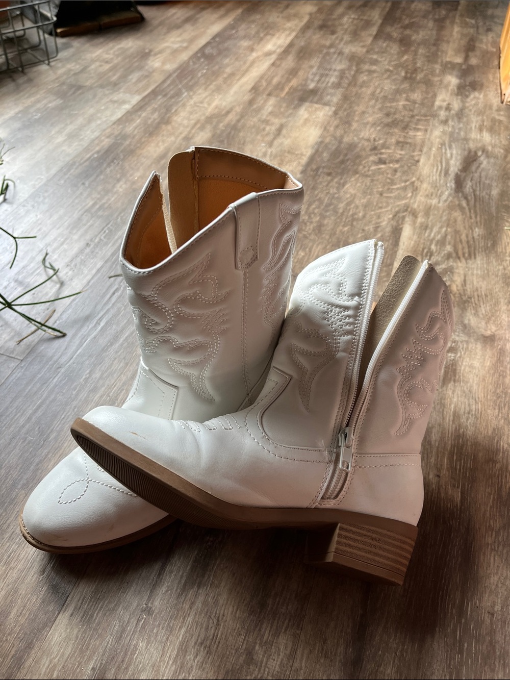Kids White Western Zip-Up Cowboy Boots